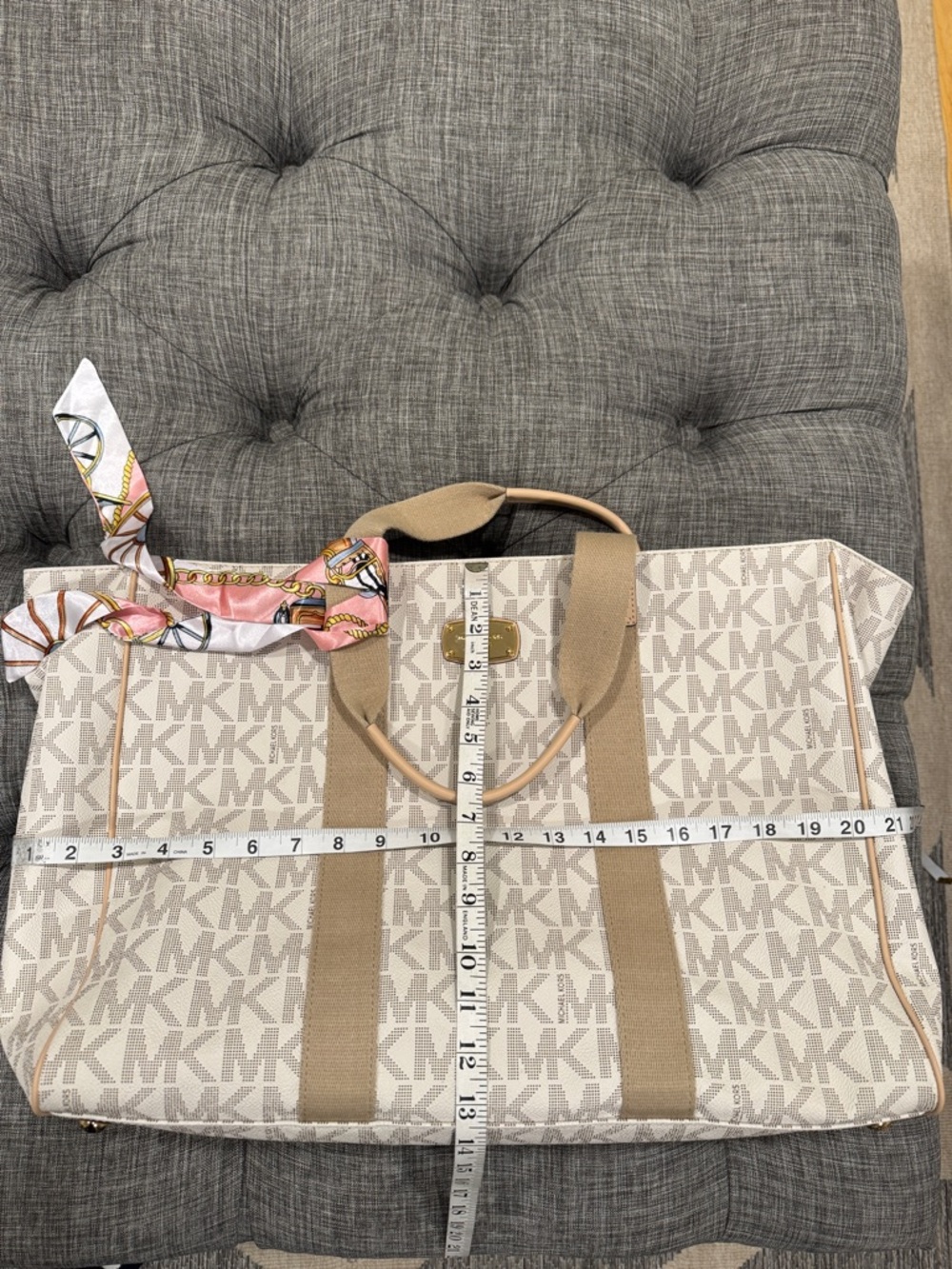 Michael Kors Bag Oversized Jet Set Signature Travel Weekender Work Laptop Tote - Picture 14 of 17
